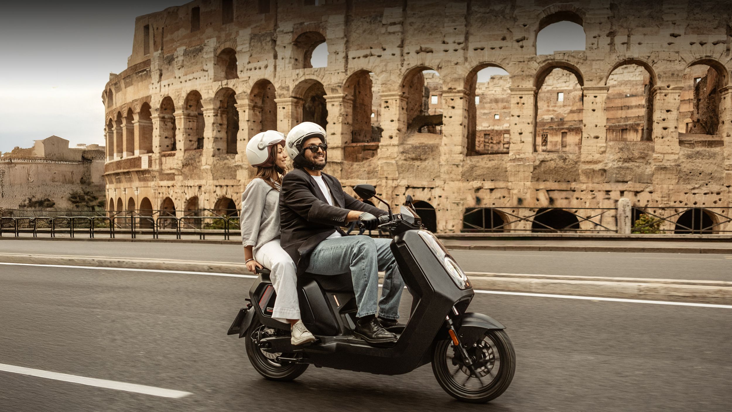 NIU NQiX 500 scooter électrique performant chez MY WAYS Luxembourg